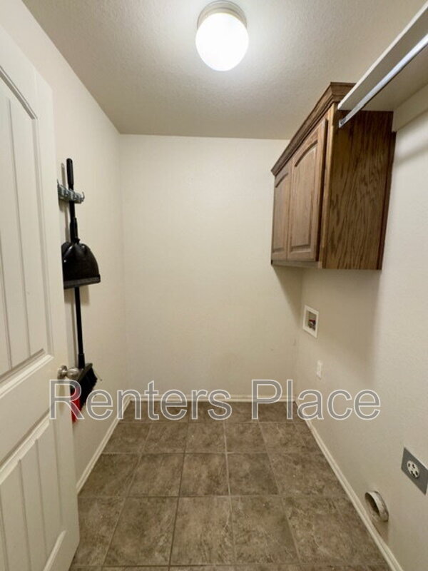 Building Photo - 9025 N 157th E Ave