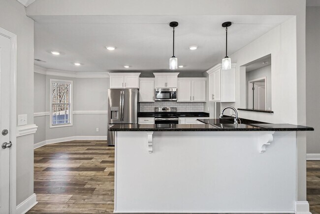 Building Photo - 1796 Rains Rd