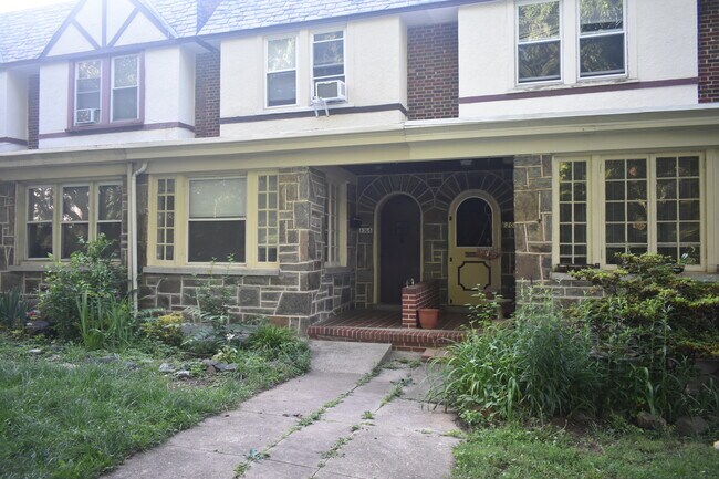 Building Photo - 6306 Frederick Rd