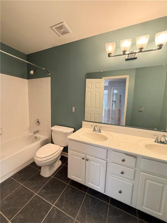 Building Photo - 3313 Hidden Trail Rd SE