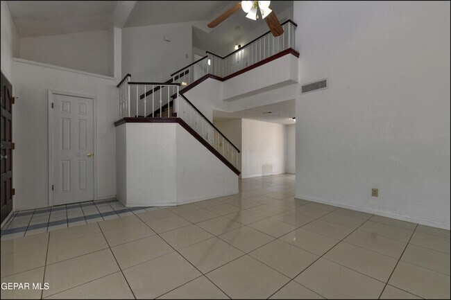 Building Photo - 695 Bluff Canyon Cir