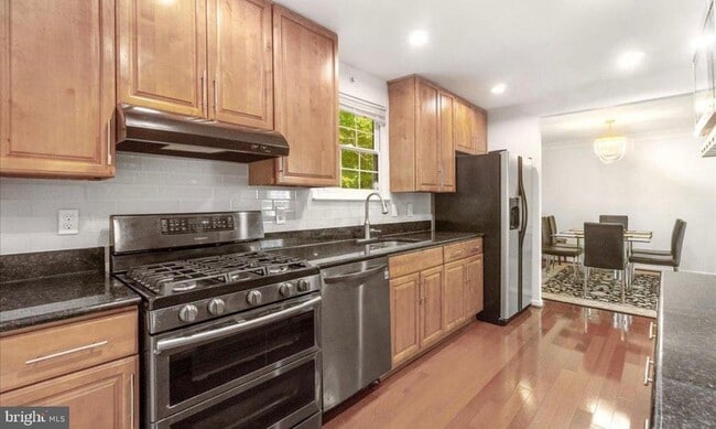 Building Photo - 8925 Alliston Hollow Way