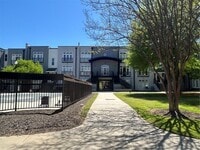Building Photo - 502 Pryor St SW