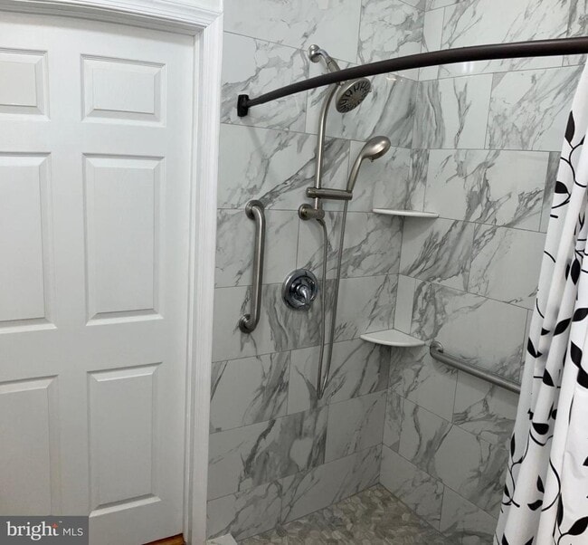 Building Photo - 1109 S 23rd St