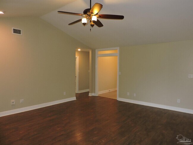 Building Photo - 5016 Challenger Way
