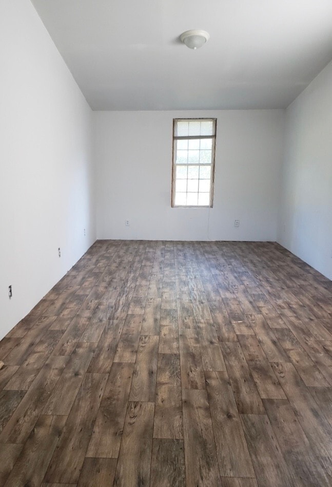 Building Photo - Available Now! Rent this 6 bedroom, 1 bathroom Home in Gaston!