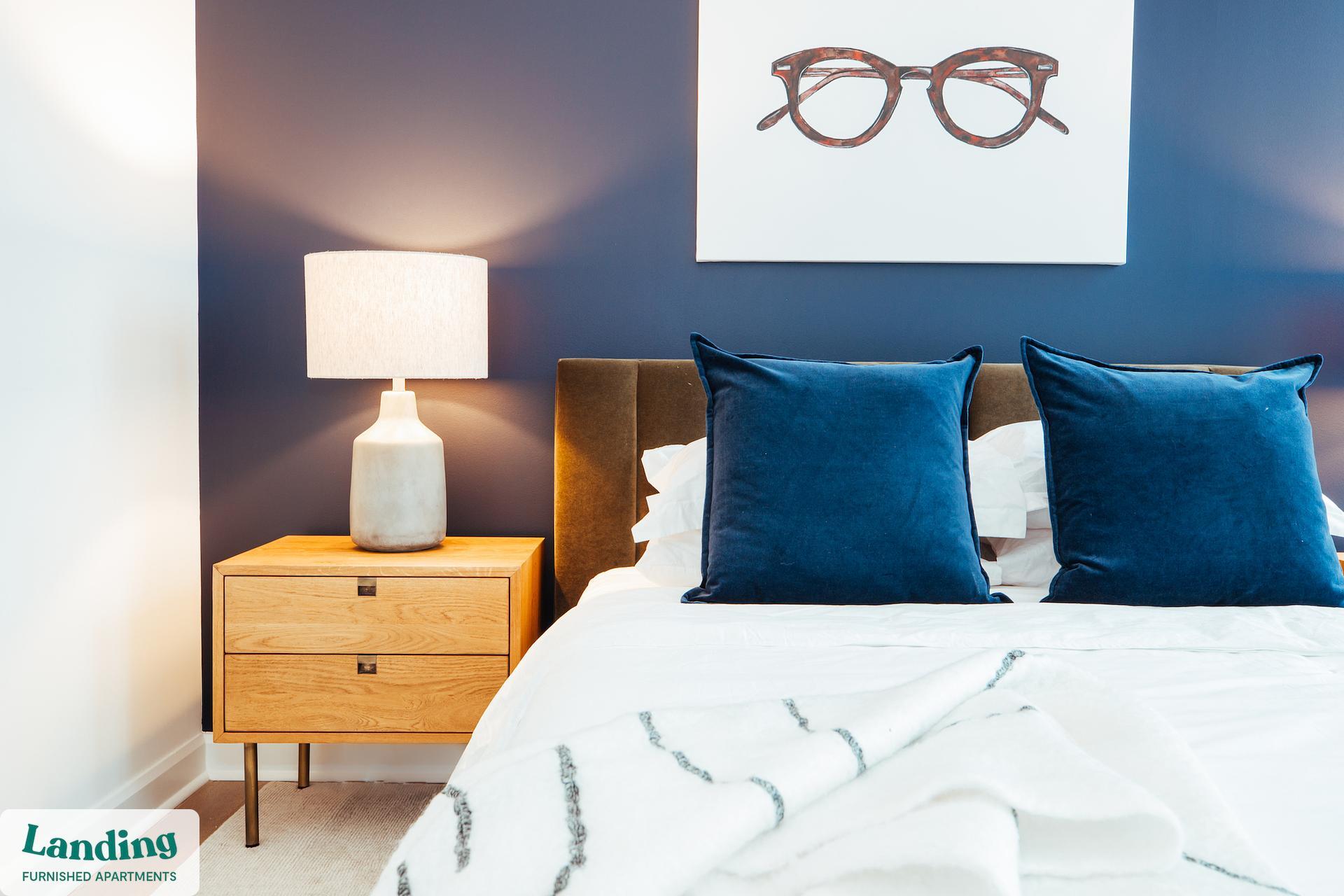 Building Photo - 221 Main St N