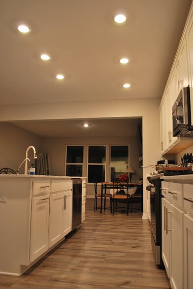 Building Photo - 10308 Caribou Ct