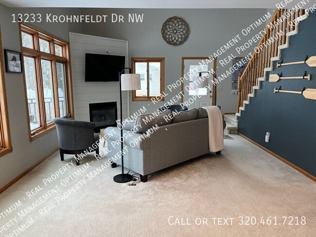 Building Photo - 13233 Krohnfeldt Dr NW