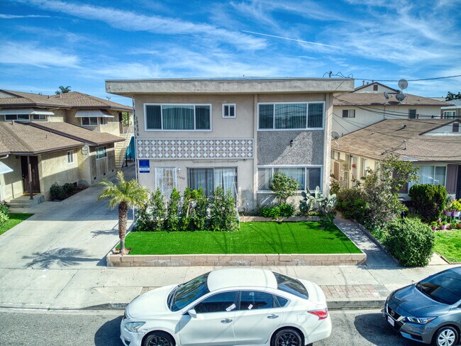 Floorplan - 12236 Manor Dr.