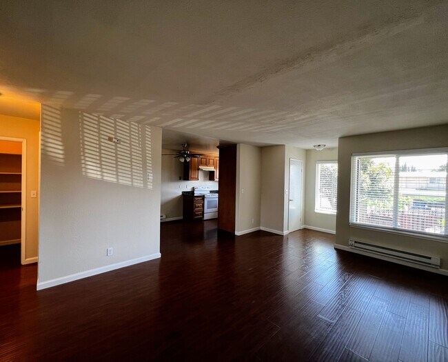 Building Photo - 620 Gamma Ct