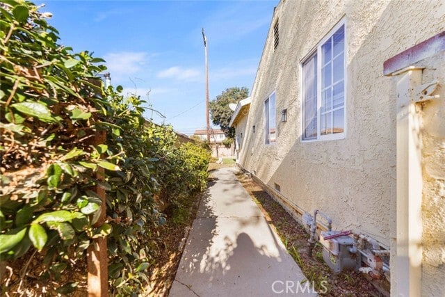 Building Photo - 19148 Saticoy St