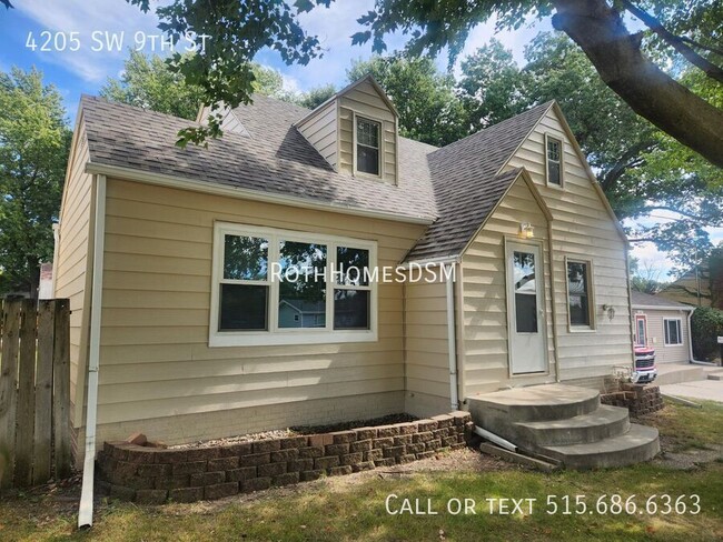 Primary Photo - Recently Updated 3 BR 1 Bath Utilities Pai...