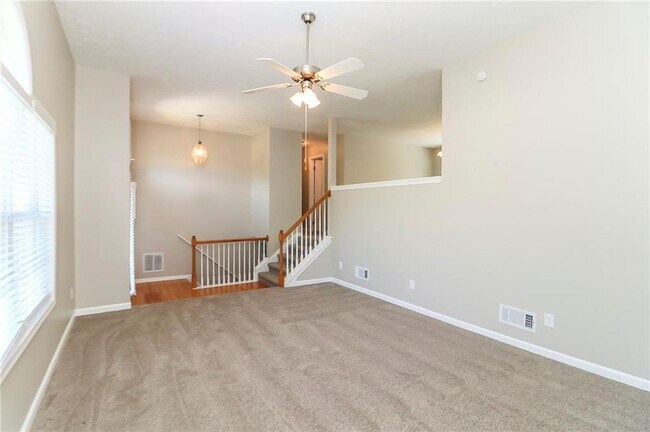 Building Photo - 1500 Cedar Hill