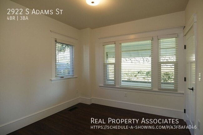 Building Photo - 2922 S Adams St