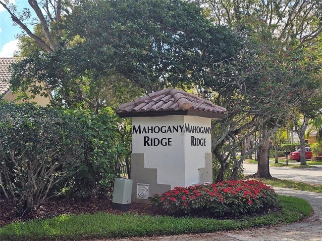 Building Photo - 4279 Greenbriar Ln