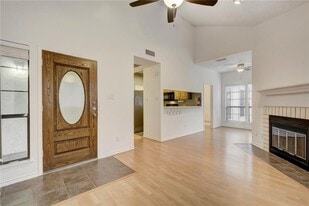 Building Photo - 3001 Cedar