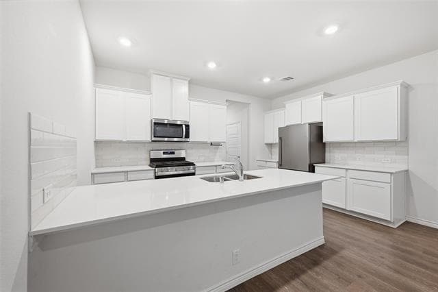 Building Photo - 1621 Babb Ln