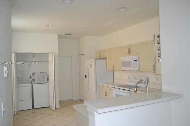 Building Photo - 3973 Orange Tree Ln