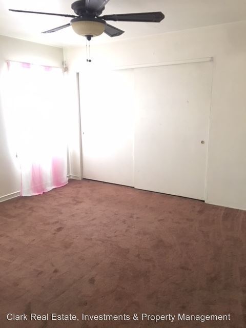 Building Photo - 1130 Victorian Plaza Cir