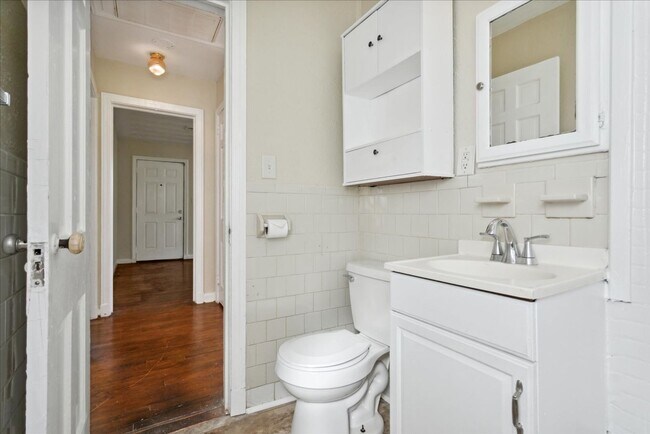 Building Photo - Downtown Newport News