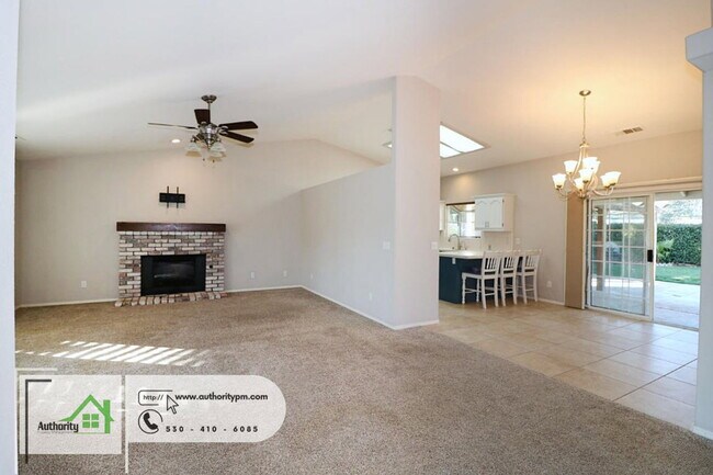 Building Photo - 2378 Castlewood Dr