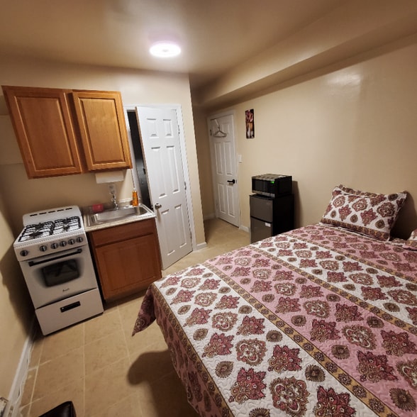 Building Photo - 3180 Fish Ave