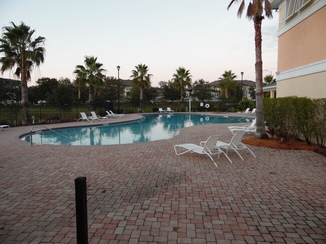 Building Photo - Very nice 3/2 at Southside and JTB