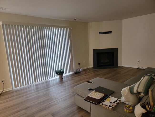 Building Photo - 2025 Ammer Ridge Ct