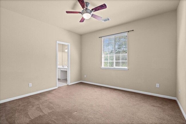 Building Photo - 6925 Larue Belle Cove