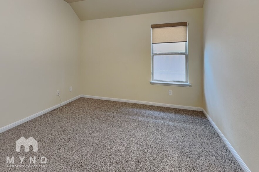 Building Photo - 18401 Rio Chama Ln