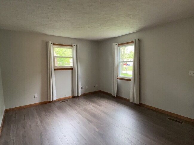 Building Photo - 2208 Beauvoir Ct