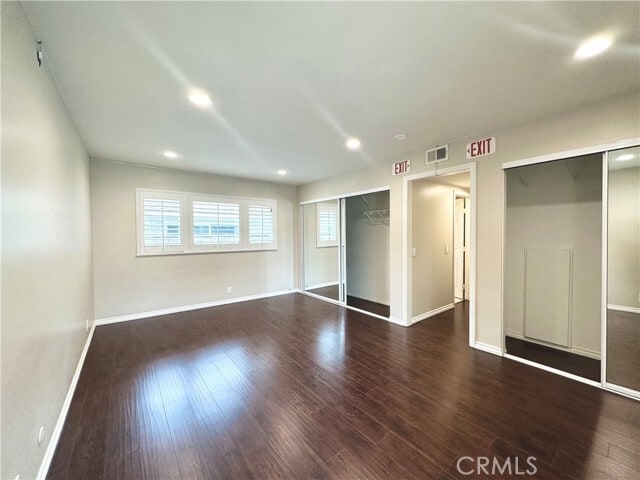 Building Photo - 54 Gillman St