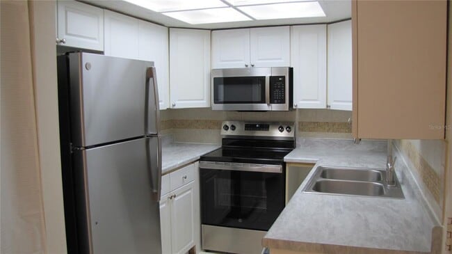 Building Photo - 3405 N 51st St