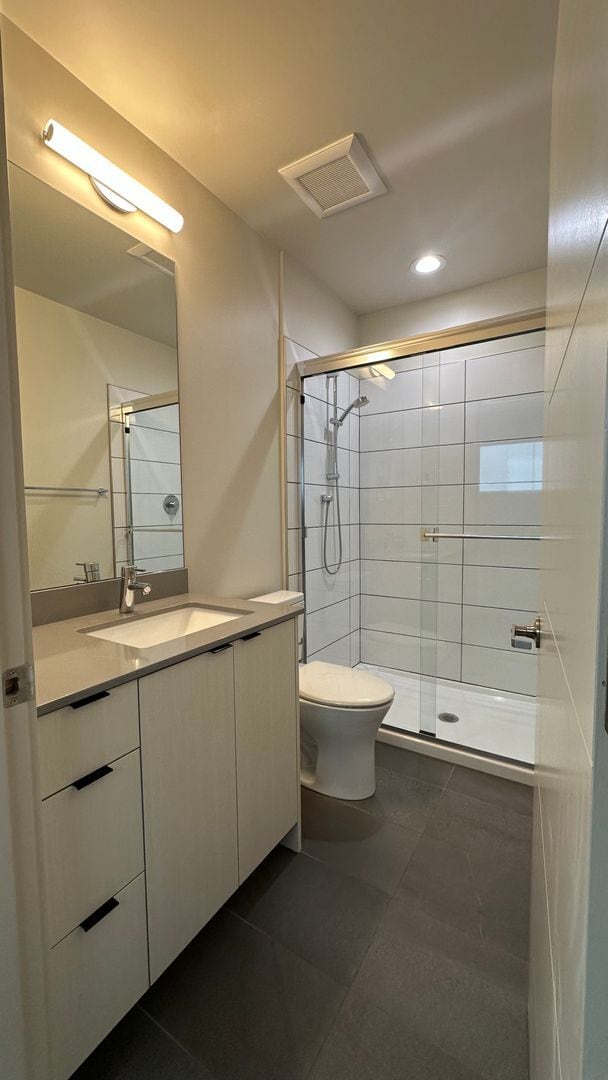 Building Photo - 1803 20th Ave