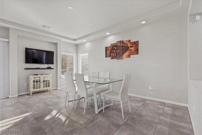 Building Photo - 5659 Camilla Cellars Ct