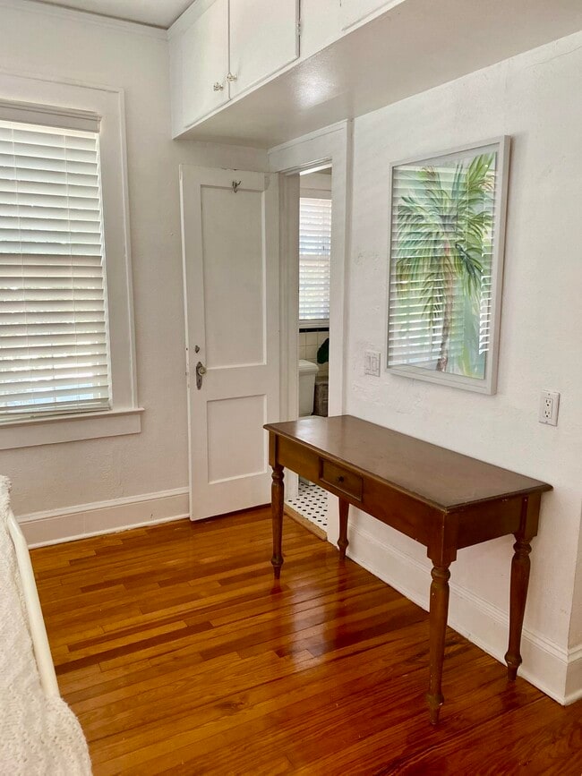 Building Photo - 1320 Terrace St