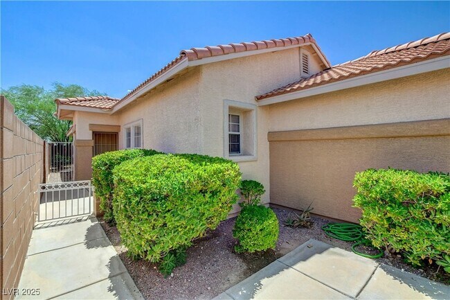 Building Photo - 11125 Gateview Ln