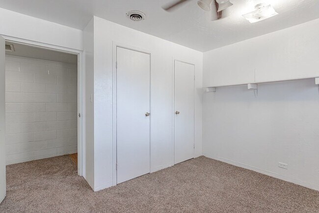 Building Photo - 12662 W 61st St