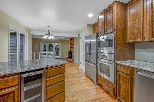 Building Photo - 3635 211th Pl NE