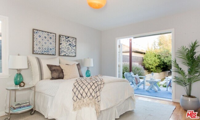 Building Photo - 1060 Nowita Pl