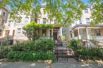 Building Photo - Kenyon St NW 1309