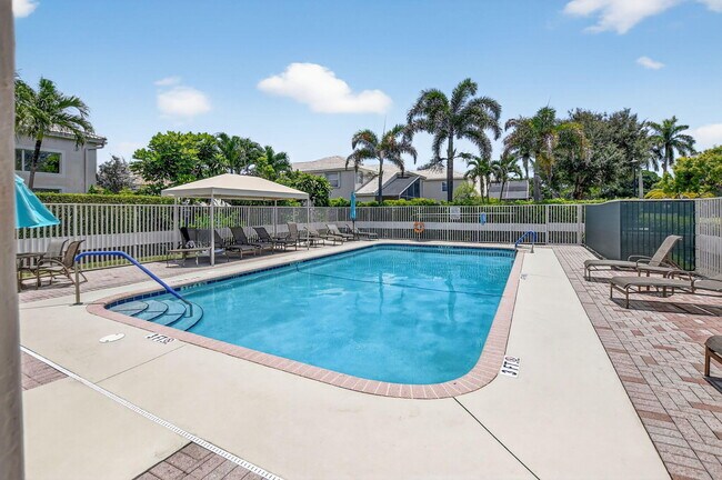 Building Photo - 6502 Brava Way