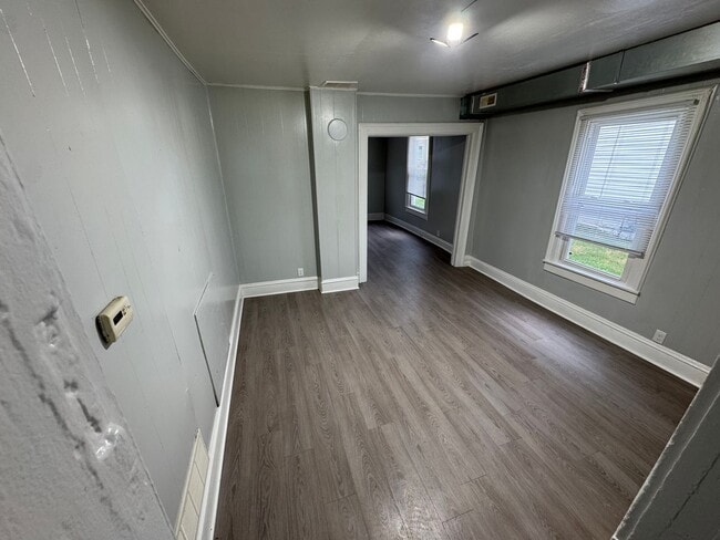 Building Photo - Two-bedroom house that includes a large garage.