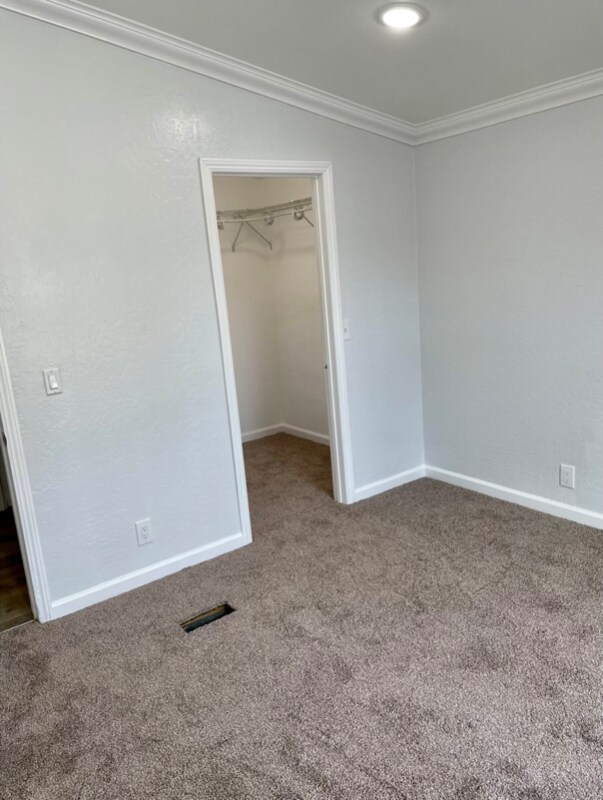 Building Photo - 27571 Amethyst Way