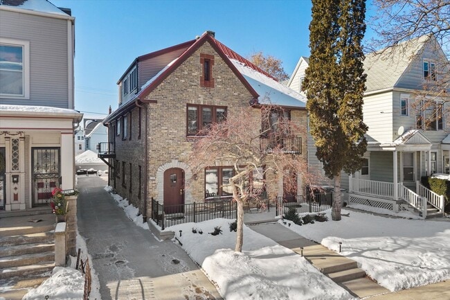 Building Photo - 2509-2511-2511 N Cramer St