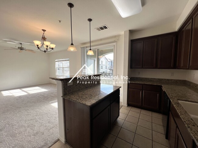 Building Photo - Spacious 3bd/3ba North Natomas Townhouse