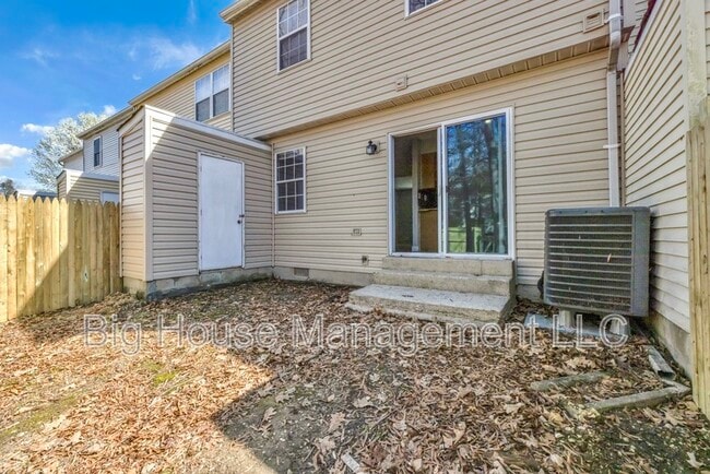 Building Photo - 3387 Ryon Ct