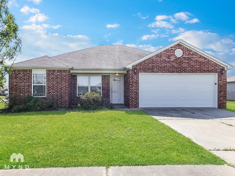 Primary Photo - 1212 Yarrow Dr