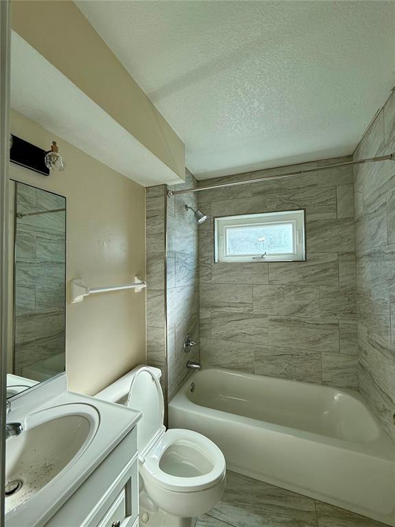 Building Photo - 1405 S Central Ave